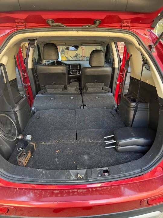 2015 Mitsubishi Outlander - Image 5 of 16