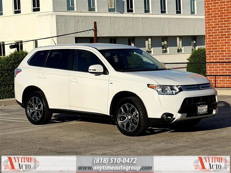 2015 Mitsubishi Outlander - Image 9 of 20