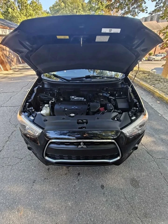 2015 Mitsubishi Outlander - Image 14 of 17