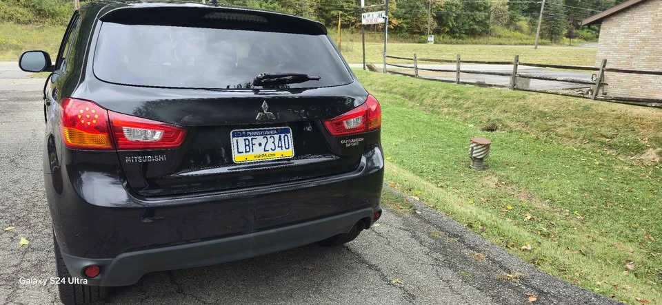 2015 Mitsubishi Outlander - Image 6 of 16