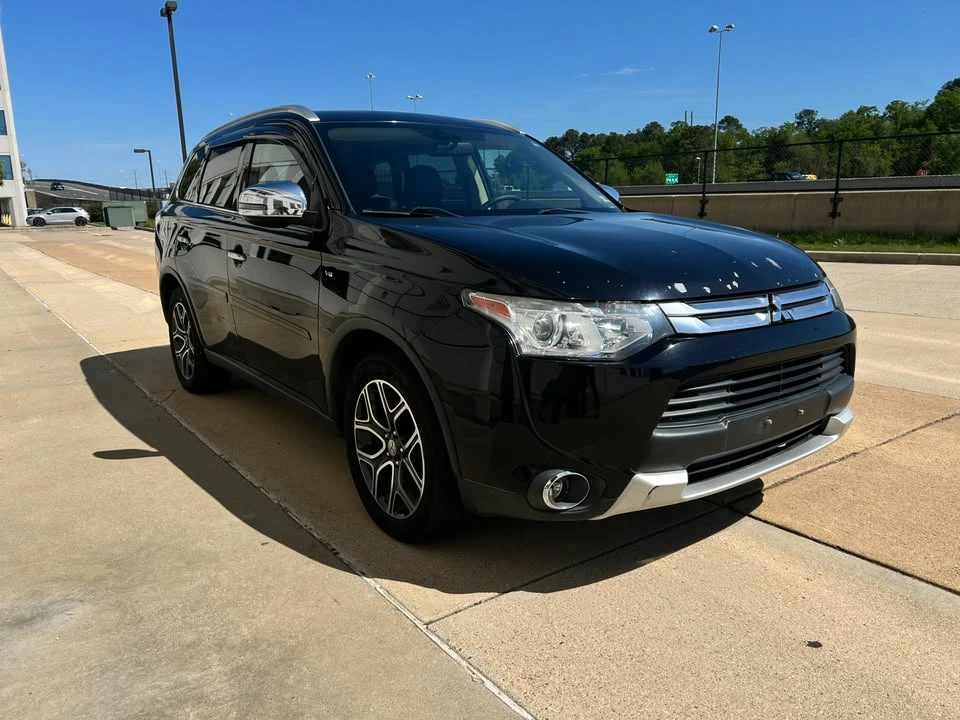2015 Mitsubishi Outlander - Image 3 of 14