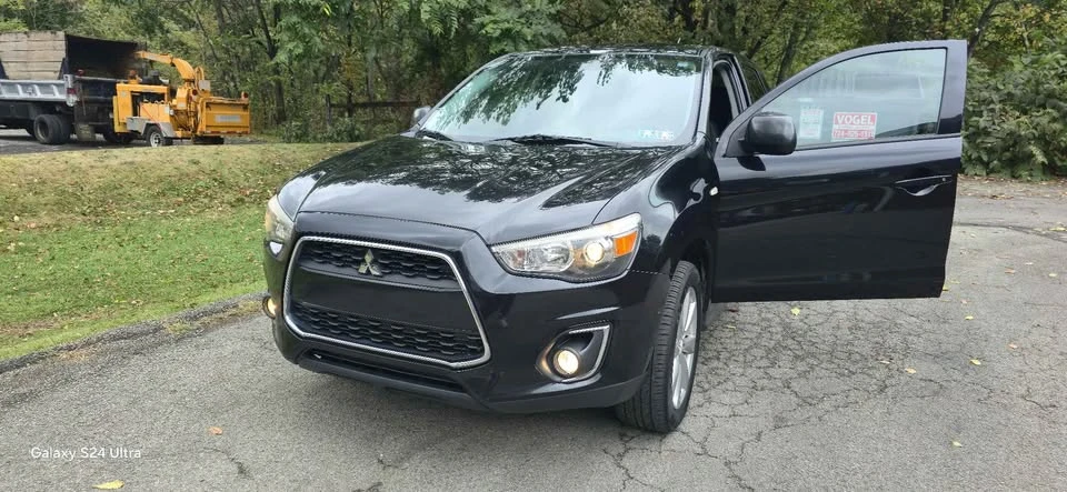 2015 Mitsubishi Outlander - Image 3 of 15