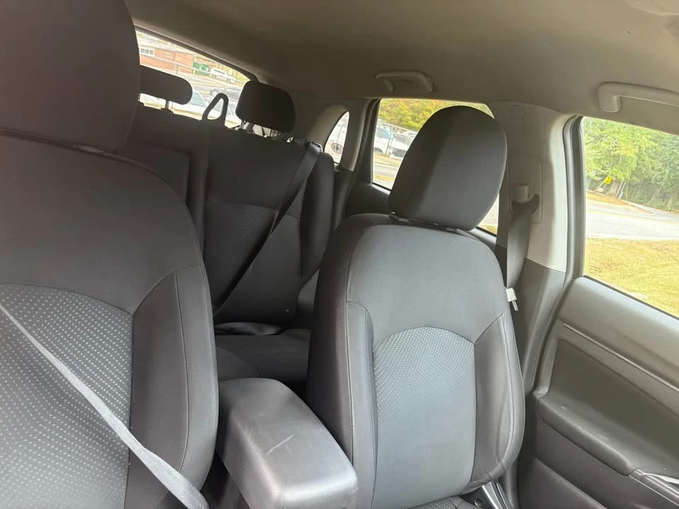 2015 Mitsubishi Outlander - Image 13 of 14
