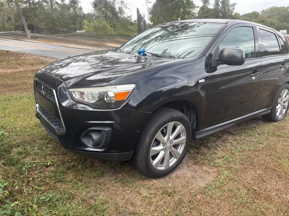 2015 Mitsubishi Outlander - Image 7 of 14