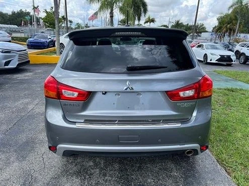 2015 Mitsubishi Outlander - Image 5 of 16