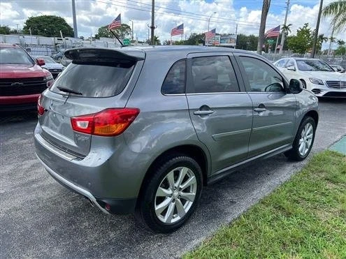 2015 Mitsubishi Outlander - Image 4 of 16