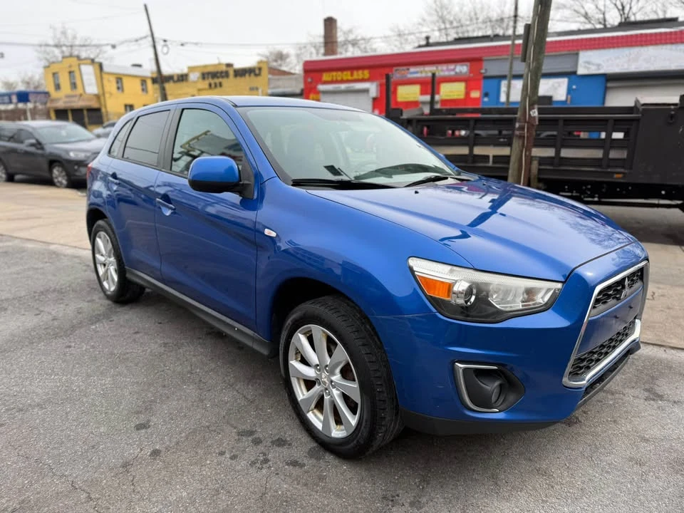 2015 Mitsubishi Outlander - Image 3 of 8
