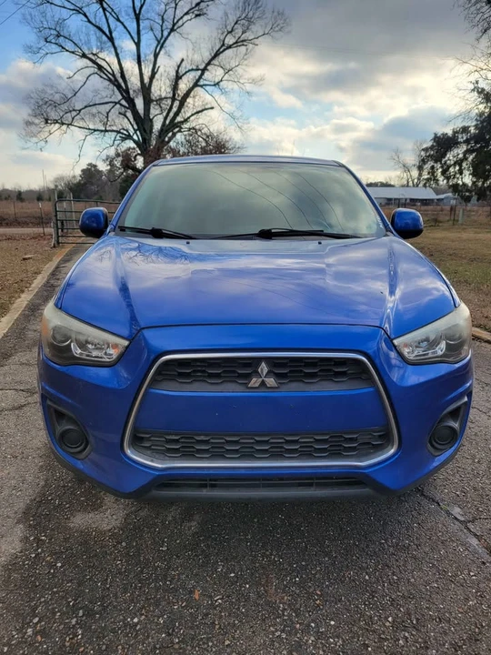 2015 Mitsubishi Outlander - Image 3 of 14