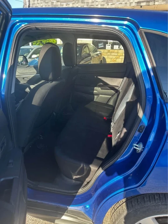 2015 Mitsubishi Outlander - Image 10 of 16