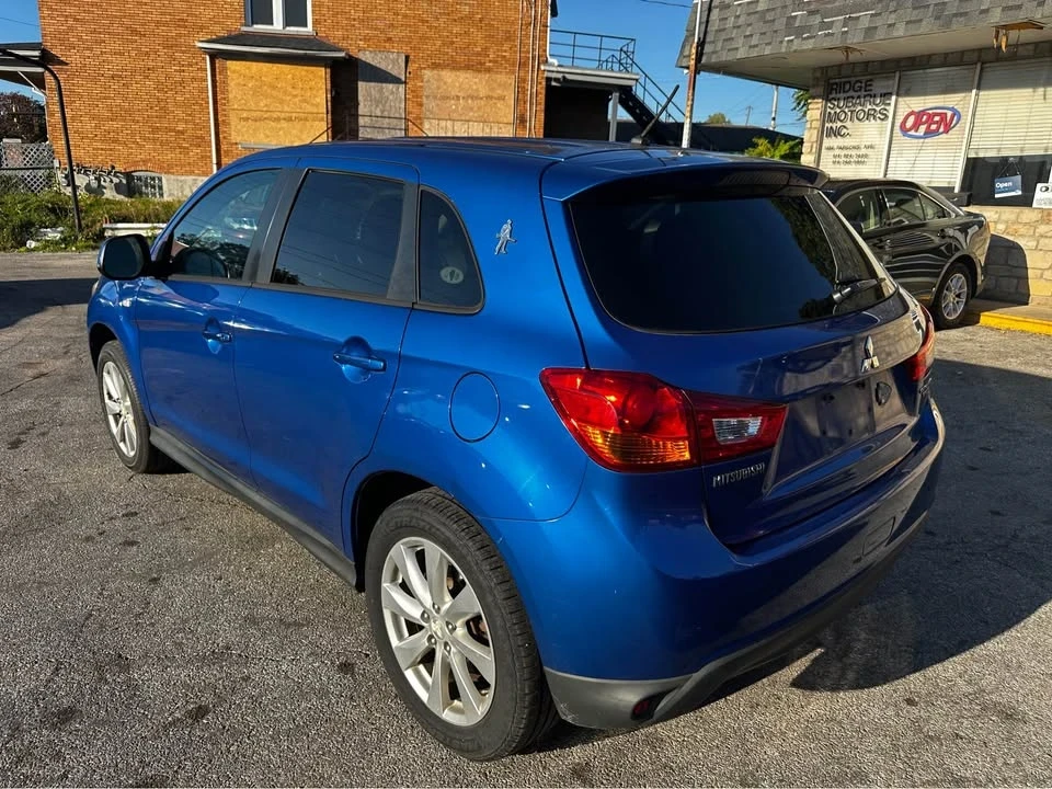 2015 Mitsubishi Outlander - Image 6 of 16