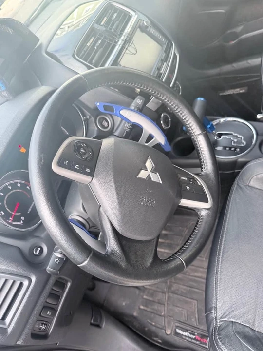 2015 Mitsubishi Outlander - Image 9 of 20