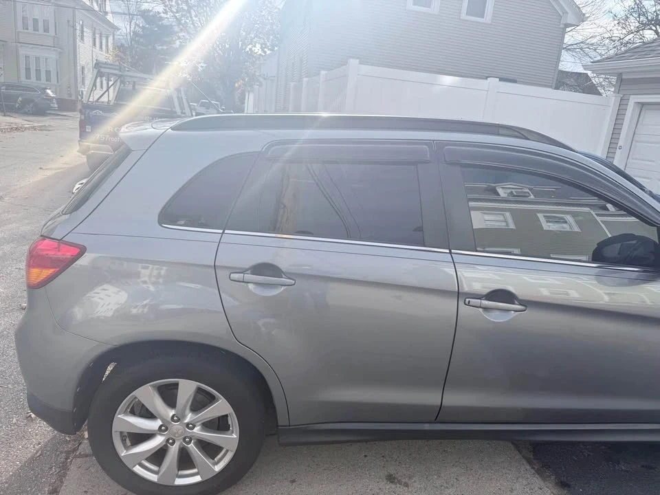 2015 Mitsubishi Outlander - Image 6 of 20