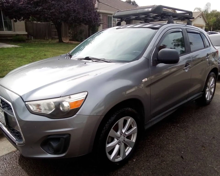 2015 Mitsubishi Outlander - Image 4 of 8