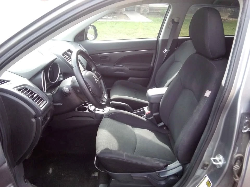 2015 Mitsubishi Outlander - Image 5 of 8