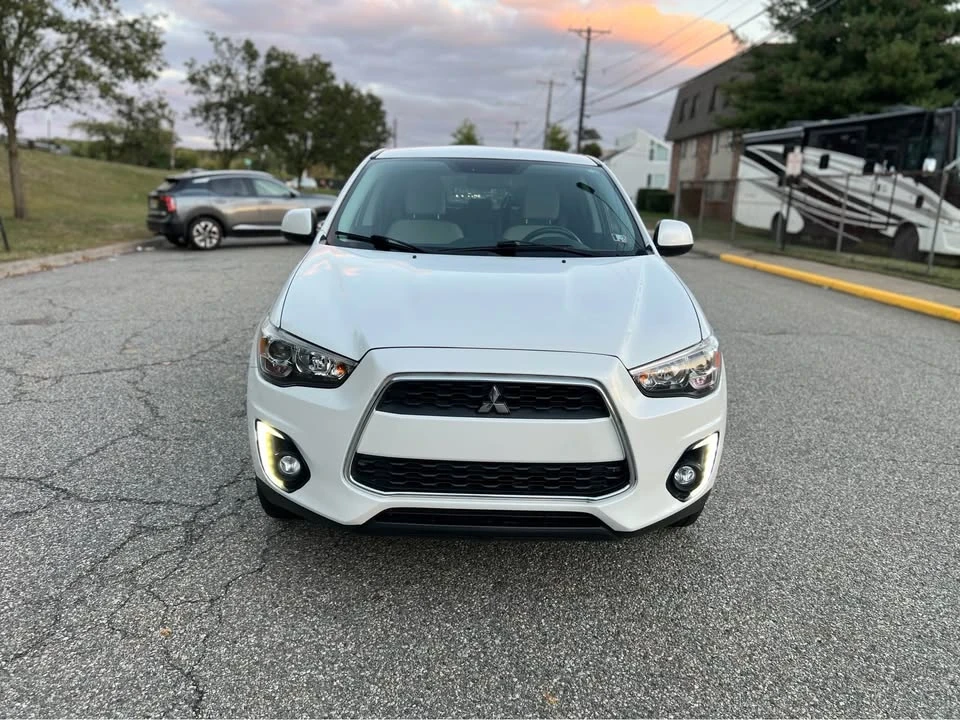 2015 Mitsubishi Outlander - Image 3 of 20