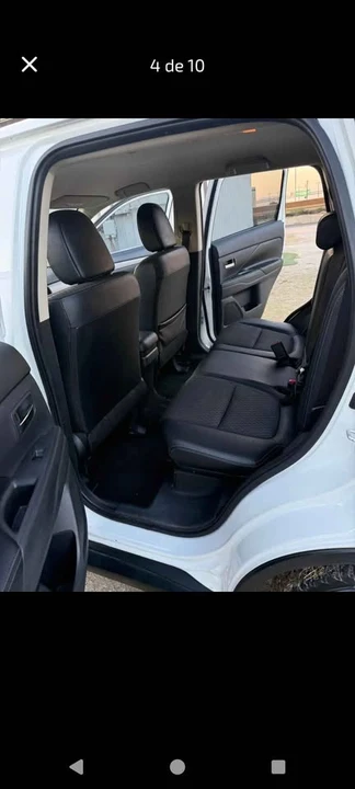 2015 Mitsubishi Outlander - Image 4 of 8
