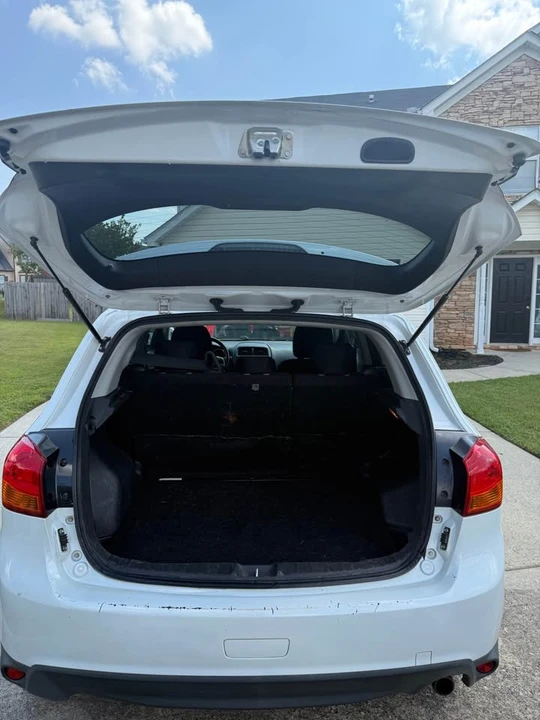 2015 Mitsubishi Outlander - Image 14 of 21