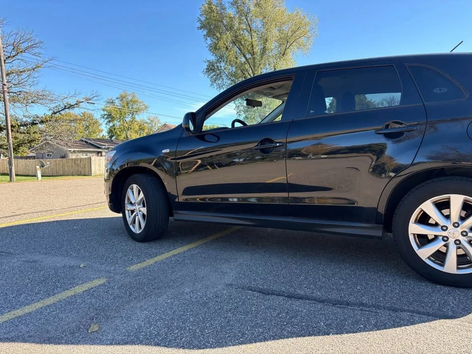 2015 Mitsubishi Outlander Sport - Image 4 of 8