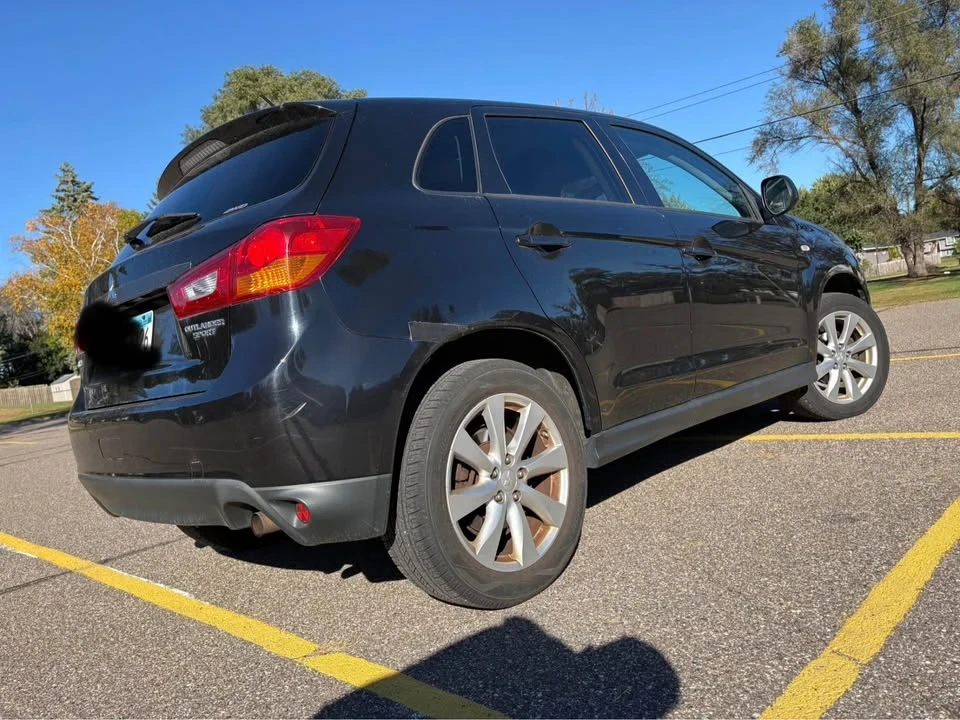 2015 Mitsubishi Outlander Sport - Image 3 of 8