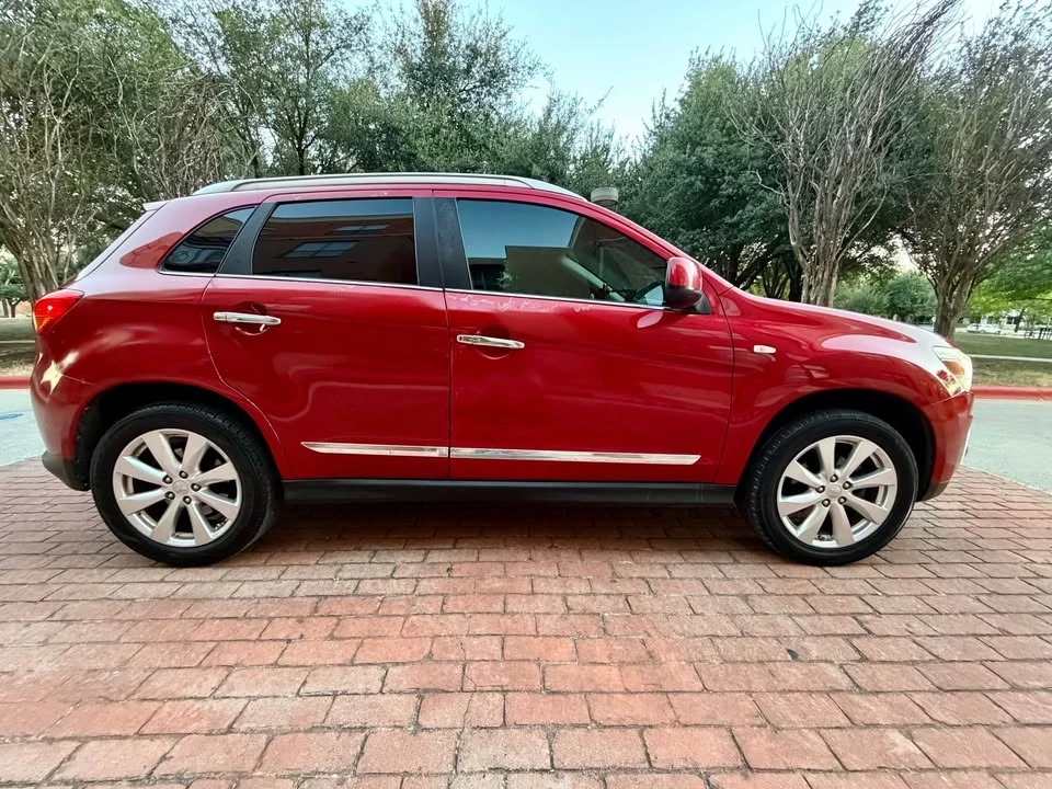 2015 Mitsubishi Outlander - Image 7 of 20
