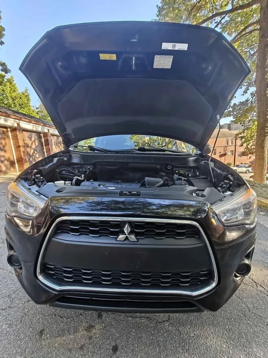 2015 Mitsubishi Outlander - Image 15 of 18