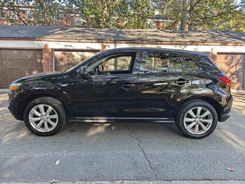 2015 Mitsubishi Outlander - Image 4 of 18