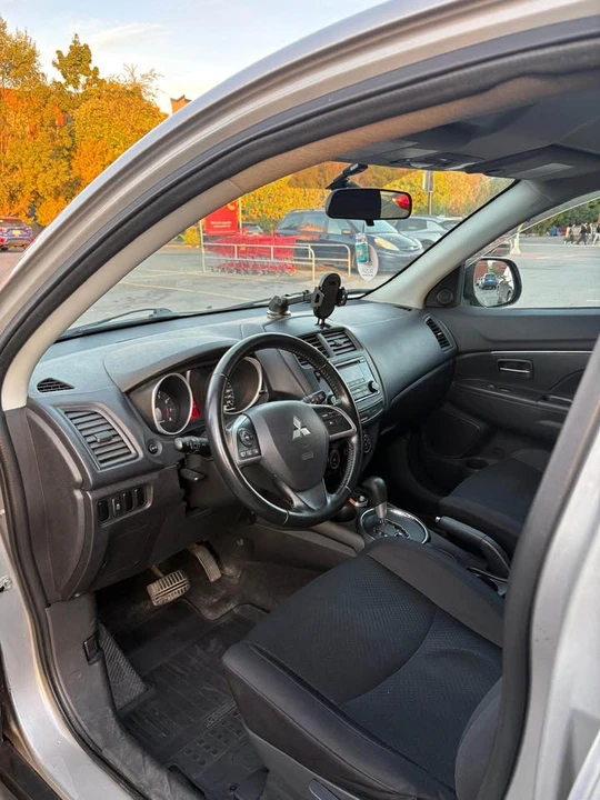2015 Mitsubishi RVR - Image 4 of 8