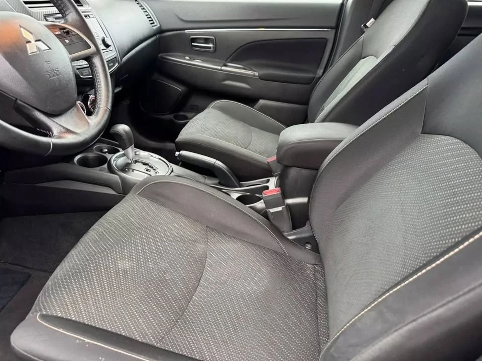 2015 Mitsubishi RVR - Image 12 of 19