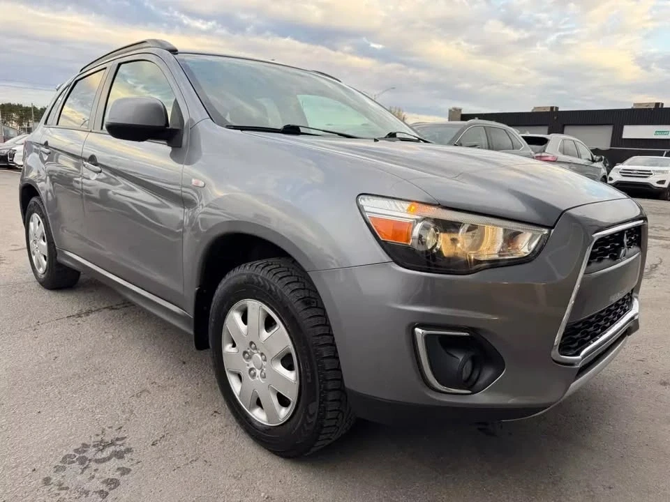 2015 Mitsubishi RVR - Image 2 of 19