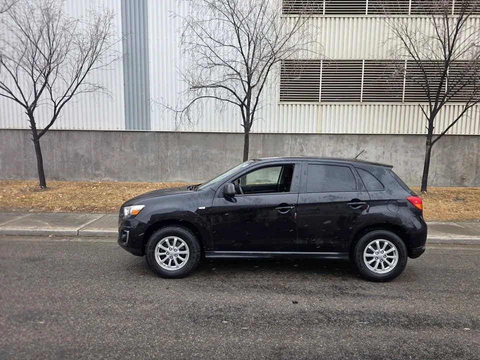 2015 Mitsubishi RVR - Image 10 of 13