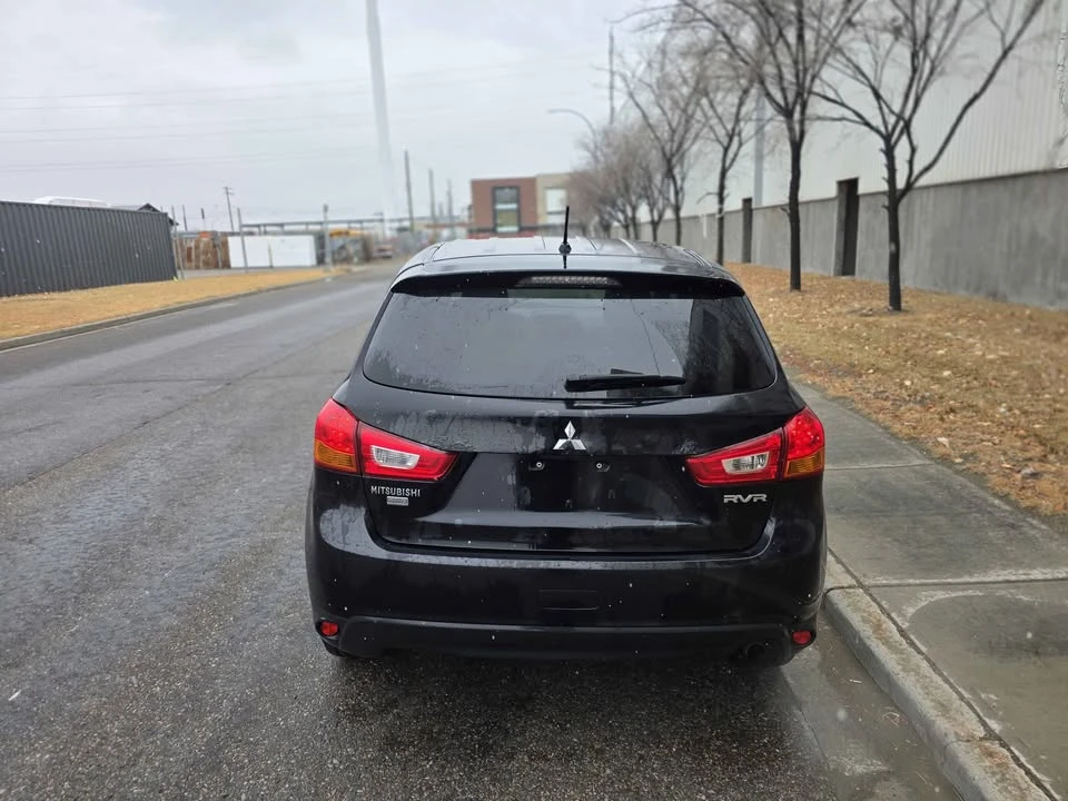 2015 Mitsubishi RVR - Image 12 of 13