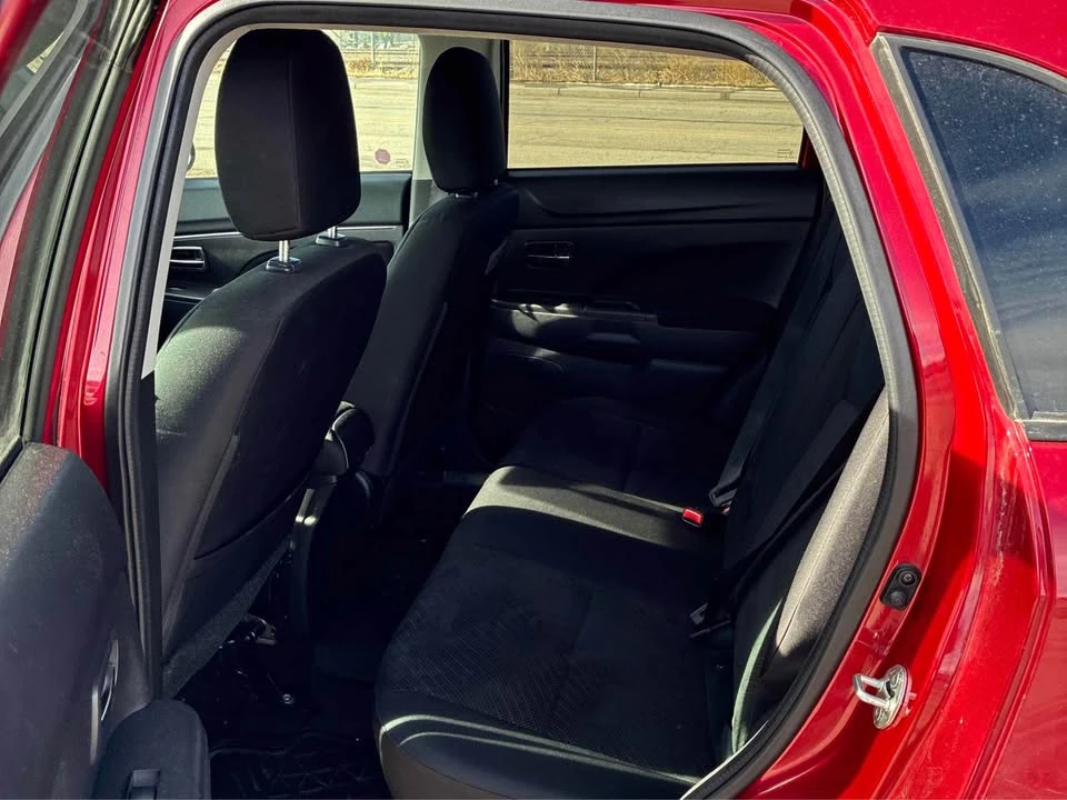 2015 Mitsubishi RVR - Image 6 of 8