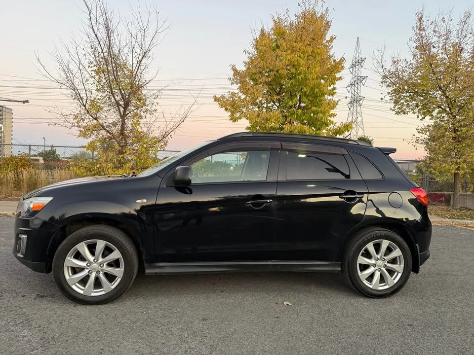2015 Mitsubishi RVR - Image 2 of 13