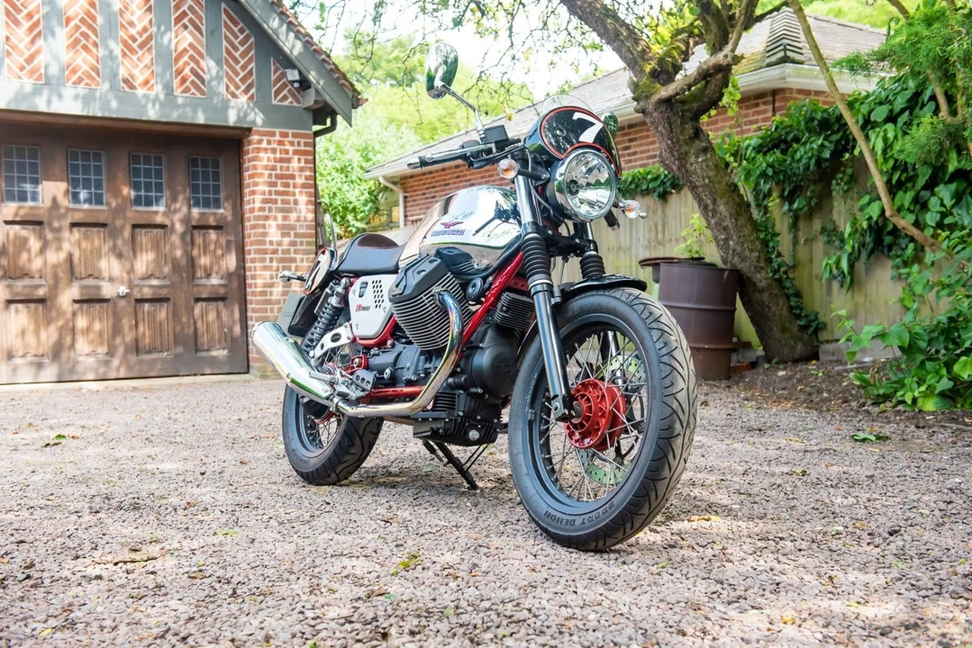 2015 Moto Guzzi V7 (2007+) - Image 14 of 30