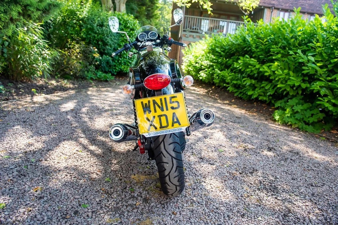 2015 Moto Guzzi V7 (2007+) - Image 25 of 30
