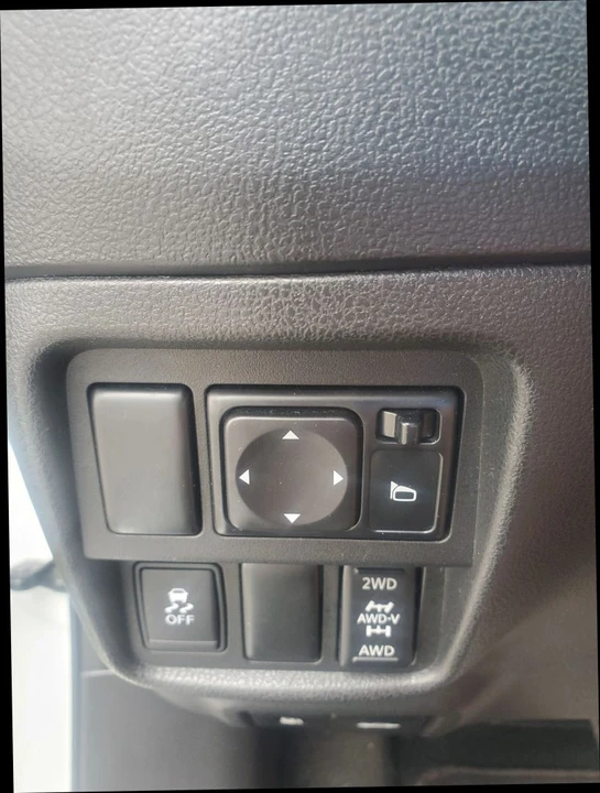 2015 Nissan Juke - Image 21 of 31