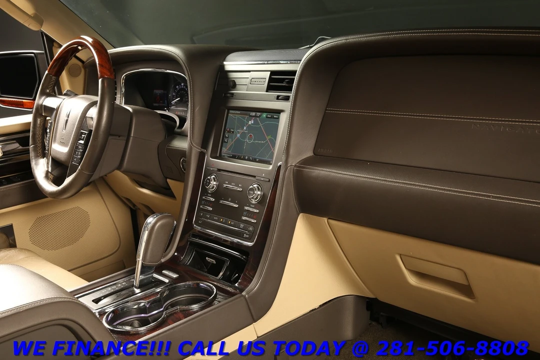 2015 Lincoln Navigator 3rd Gen - Image 16 of 21