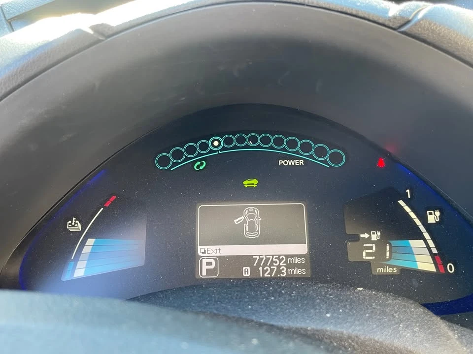 2015 Nissan Leaf - Image 9 of 12