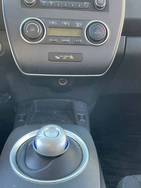 2015 Nissan Leaf - Image 10 of 12