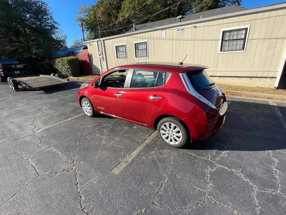 2015 Nissan Leaf - Image 4 of 12