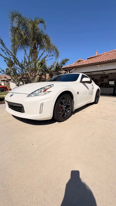 2015 Nissan 370Z 6th Gen - Image 3 of 11