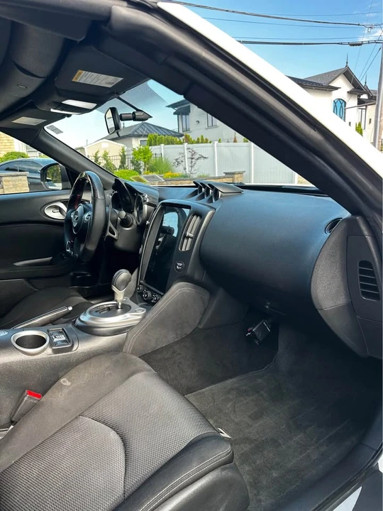 2015 Nissan 370Z 6th Gen - Image 13 of 19