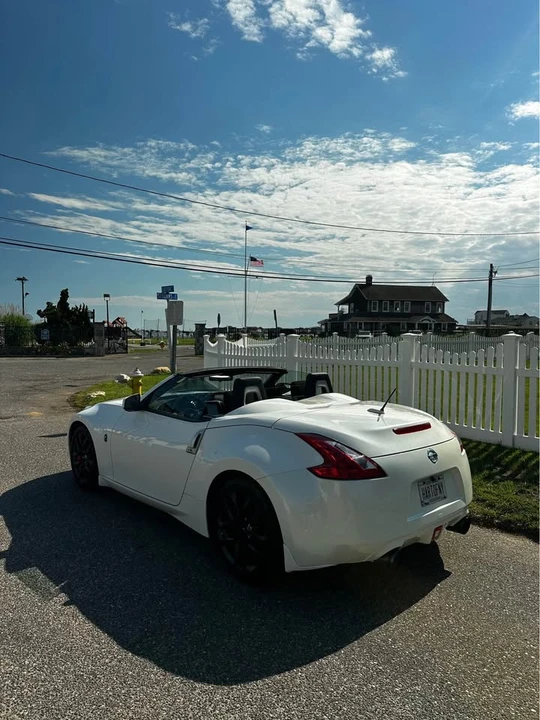 2015 Nissan 370Z 6th Gen - Image 3 of 19