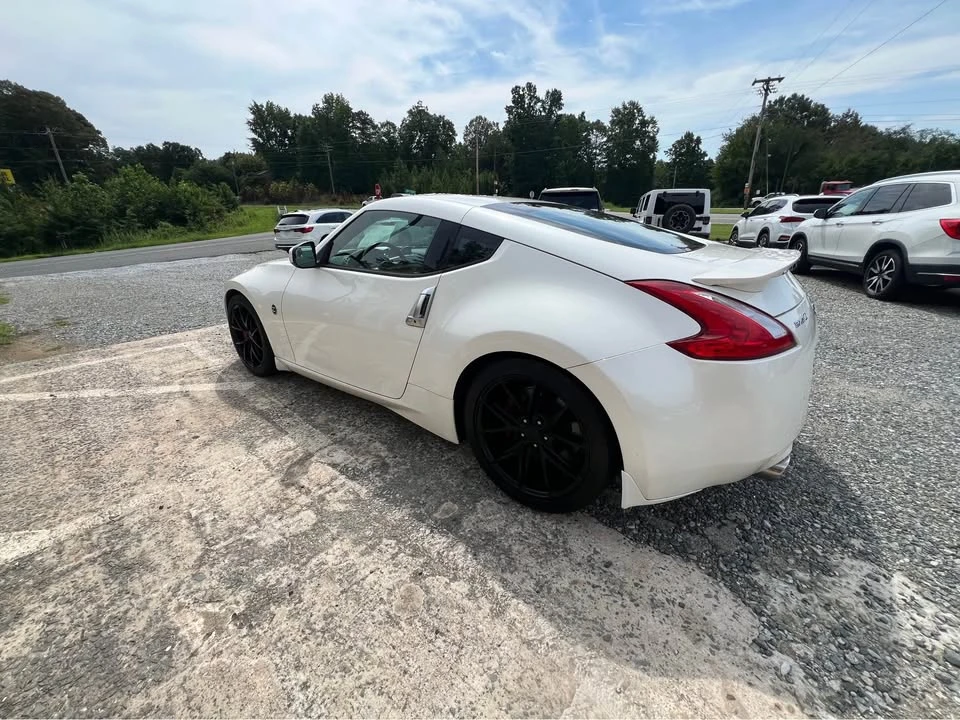 2015 Nissan 370Z 6th Gen - Image 4 of 11