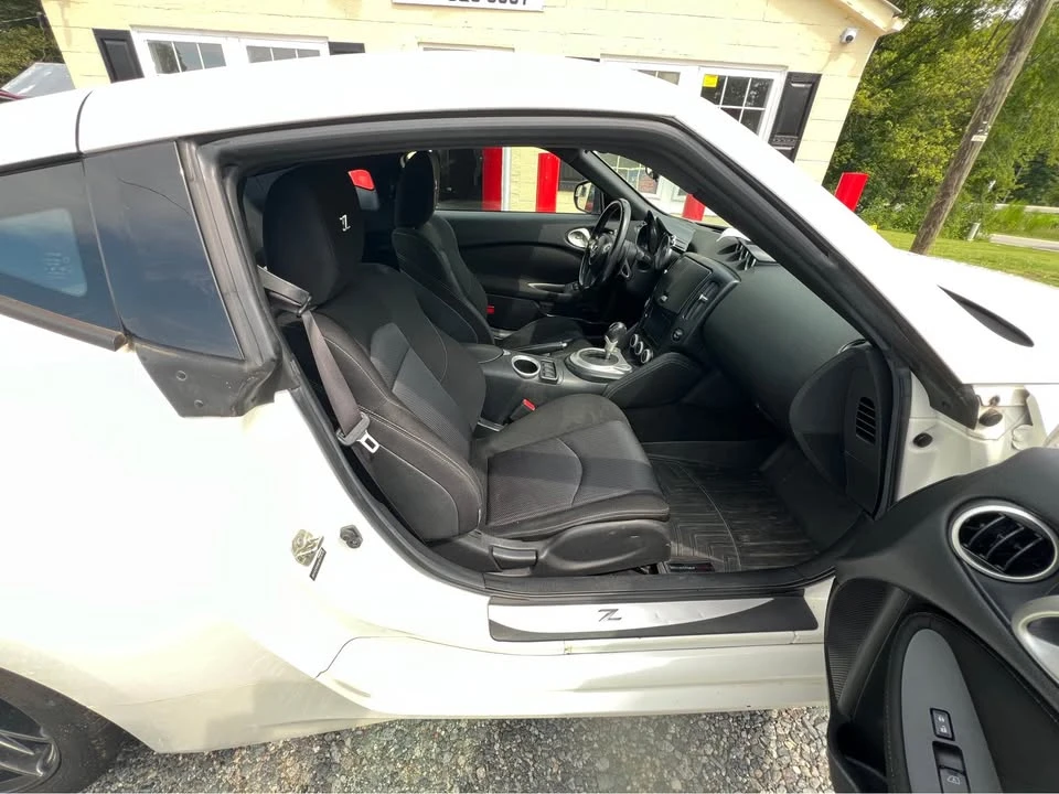 2015 Nissan 370Z 6th Gen - Image 8 of 12
