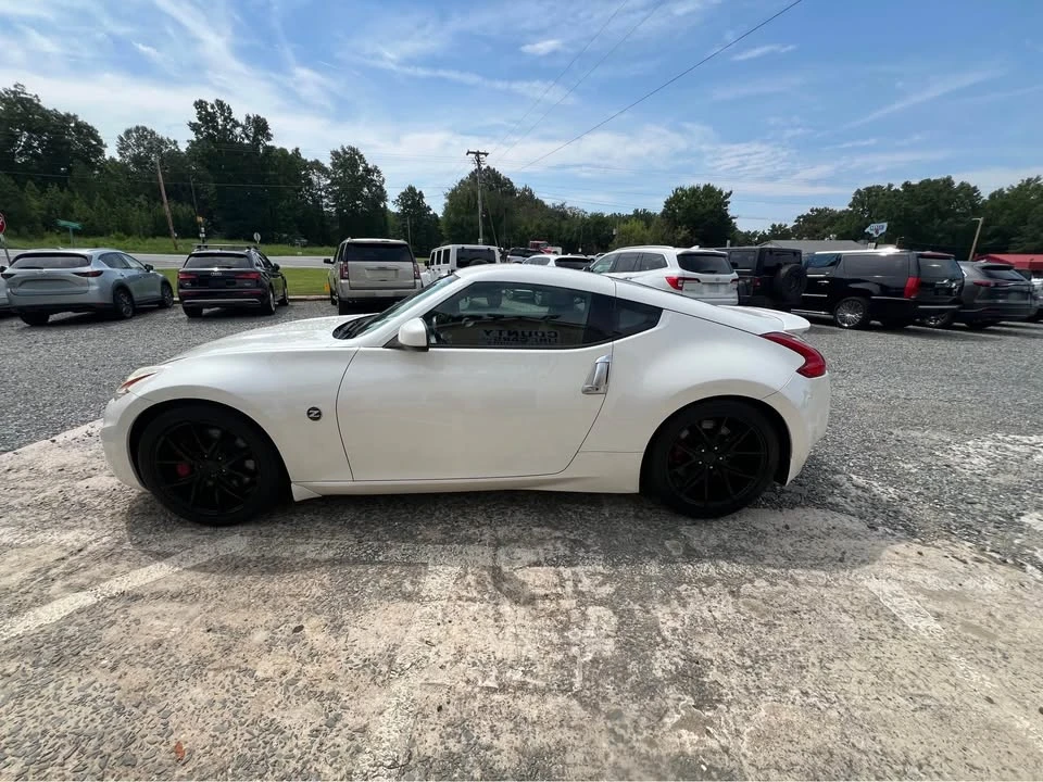 2015 Nissan 370Z 6th Gen - Image 9 of 11