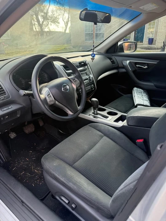 2015 Nissan Altima 5th Gen - Image 5 of 17