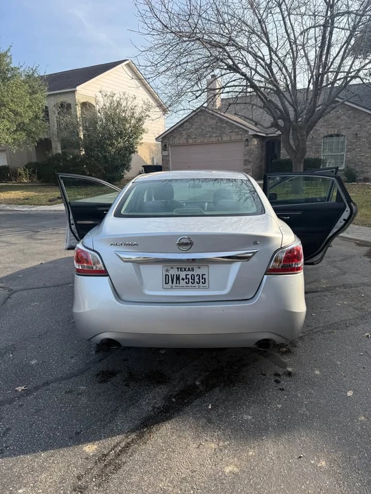 2015 Nissan Altima 5th Gen - Image 9 of 17