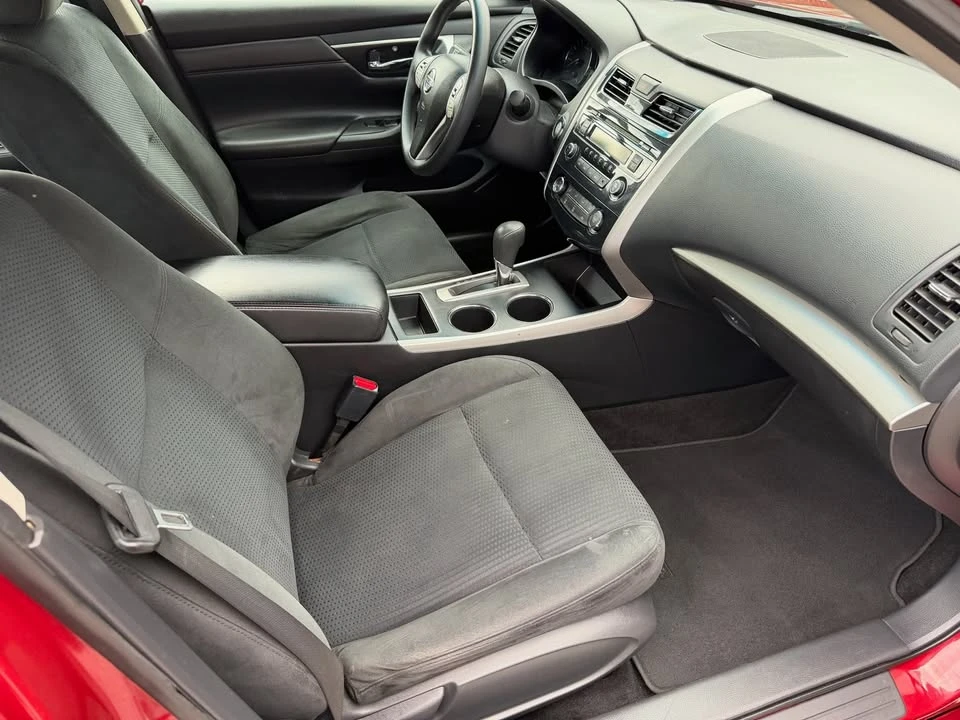 2015 Nissan Altima 5th Gen - Image 13 of 19