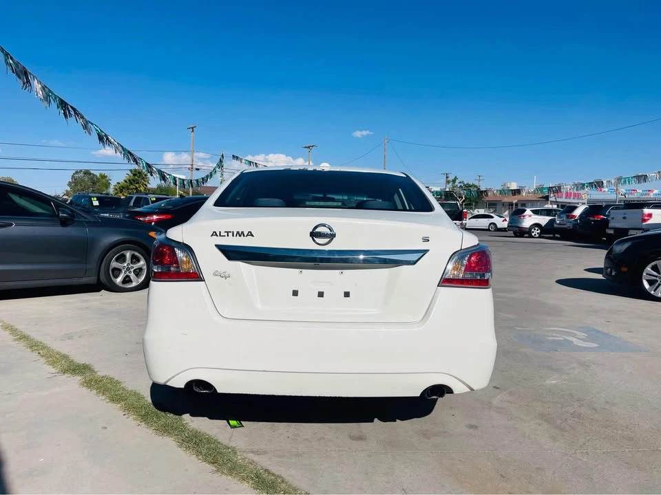 2015 Nissan Altima 5th Gen - Image 6 of 10